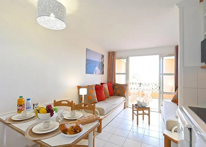 Appartement Le Village - C2 105 By Interhome