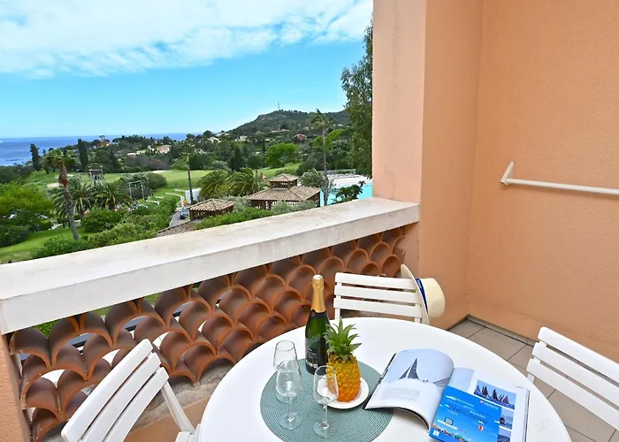 Appartement Le Village - C2 105 By Interhome
