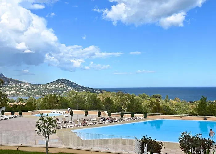 Appartement Le Village - C2 105 By Interhome Saint-Raphaël